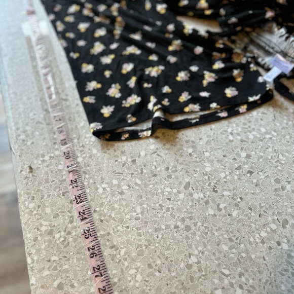 Torrid Size 1 SUPER SOFT BLACK FLORAL SMOCKED
CULOTTE JUMPSUIT ROMPER - Picture 12 of 13